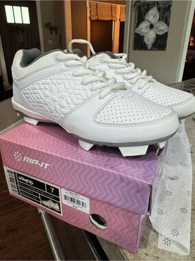 Rip-It Women's White Athletic Softball Cleats